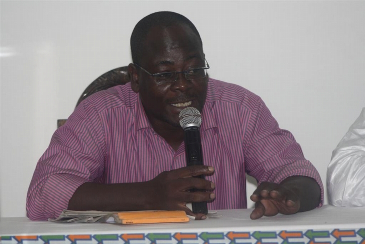 Réaction de Venance Konan : Les victimes des déchets toxiques assiègent Frat-Mat